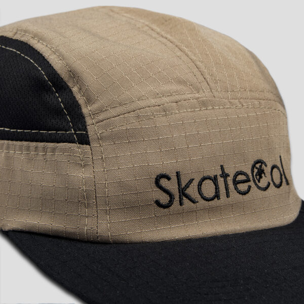 Gorra 5 Paneles - SkateCol Begie/Negro