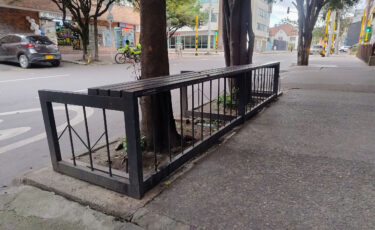 Banca Cra 8 # 65 - 35